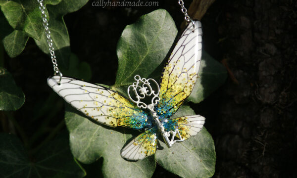 collier ailes de papillon ailes de fée laiton paillettes fantastique